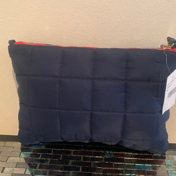 CLARE . V QUILTED NYLON FLAT CLUTCH - Picture 10 of 12
